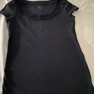 Ann Taylor Loft cap sleeve Top with ruffled edge design